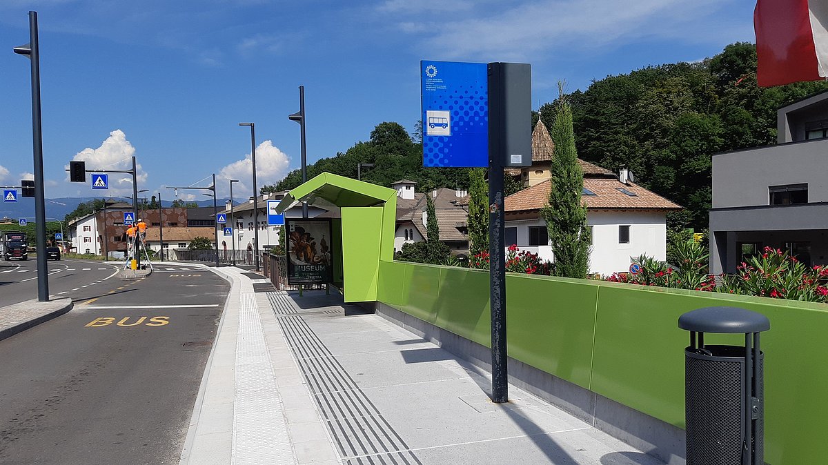 Traffic light system in Caldaro/Kaltern