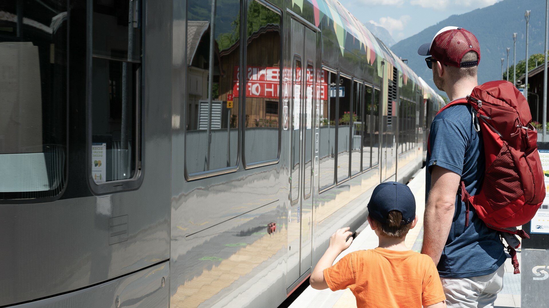 A family and the Val Venosta / Vinschgau railway